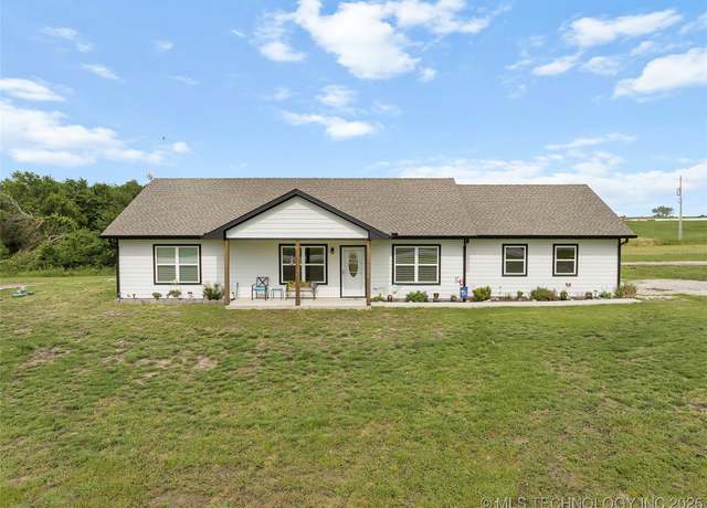 Property at 8153 Us Highway 77, Marietta, OK 73448, 2 beds, 2 baths