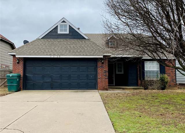 Property at 3527 E Berkeley St, Broken Arrow, OK 74014, 3 beds, 2 baths