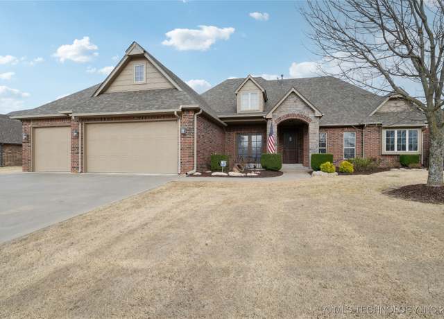 Property at 14735 N 148th East Ave, Collinsville, OK 74021, 4 beds, 3.5 baths
