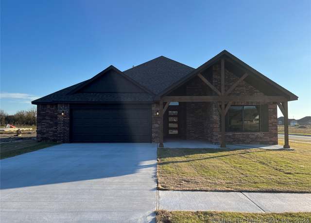 Property at 27914 E 108th Pl, Coweta, OK 74429, 3 beds, 2 baths