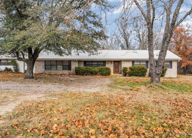 Property at 18860 11th St, Oakland, OK 73446, 3 beds, 2 baths