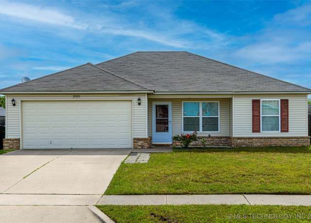 Property at 25103 S Roselake Dr, Claremore, OK 74019, 3 beds, 2 baths