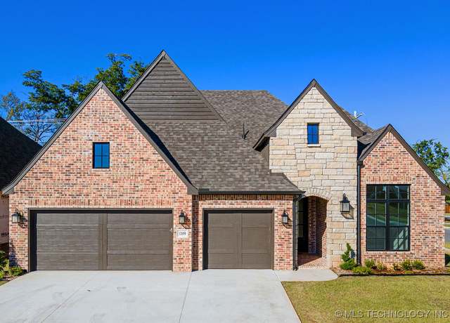 Property at 12650 S Irvington Ave S, Tulsa, OK 74008, 4 beds, 3.5 baths