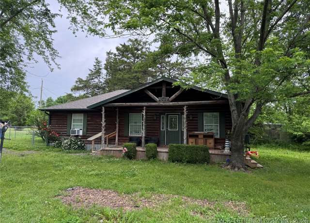 Property at 1509 Pawnee Ave, Hartshorne, OK 74547, 2 beds, 2 baths