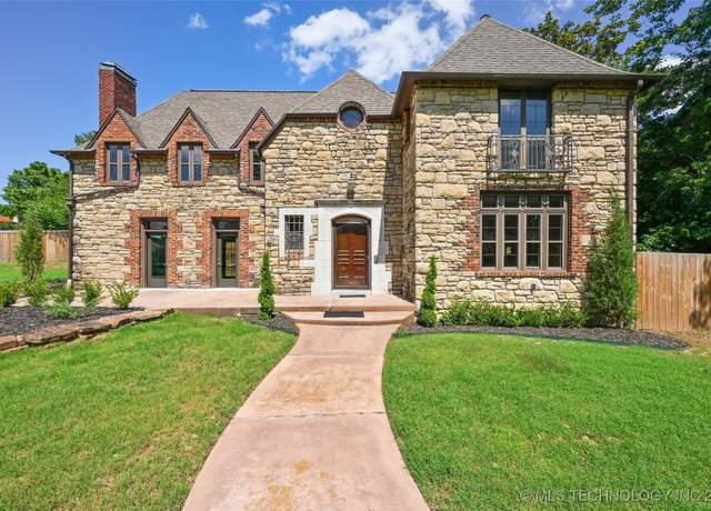 Property at 2605 S St Louis Ave, Tulsa, OK 74114, 4 beds, 2.5 baths