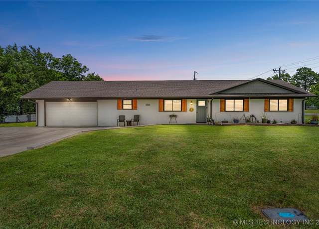 Property at 6011 S 155th WestAvenue, Sand Springs, OK 74063, 3 beds, 2 baths