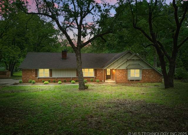 Property at 11315 S 87th East Ave, Bixby, OK 74008, 3 beds, 2 baths