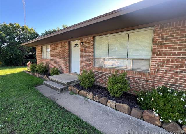 Property at 417 S 16th Ave, Durant, OK 74701, 2 beds, 1 bath