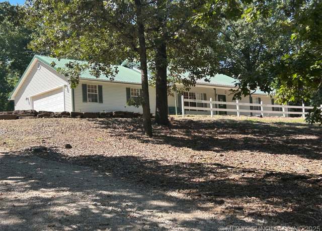 Property at 15005 S 125th St E, Webbers Falls, OK 74470, 3 beds, 2 baths