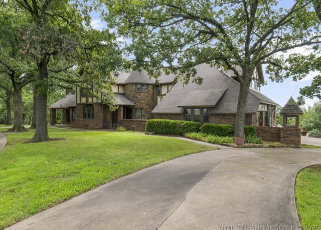 Property at 833 W 91st St S, Tulsa, OK 74132, 3 beds, 3.5 baths