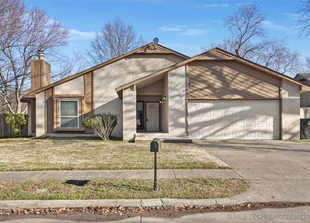 Property at 2508 W Canton Pl, Broken Arrow, OK 74012, 3 beds, 2 baths