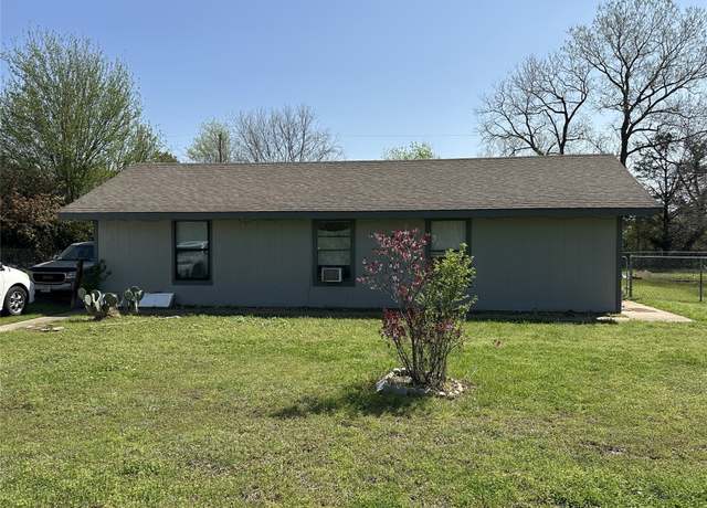 Property at 236 Bluebird Ln, Colbert, OK 74733, 2 beds, 1 bath