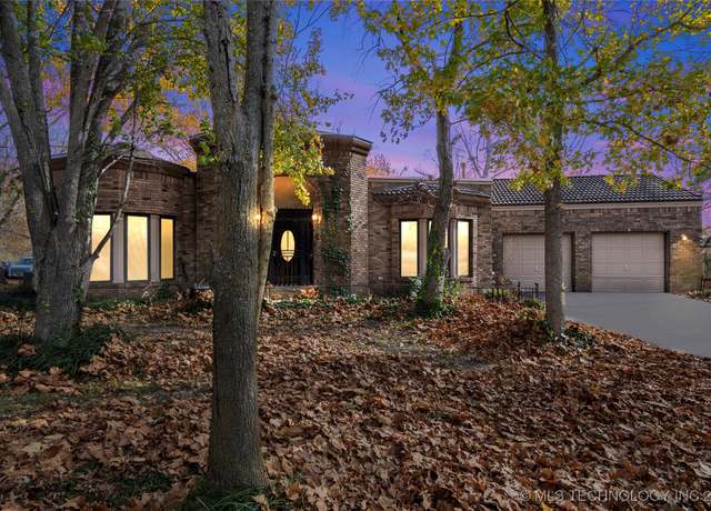 Property at 11601 S 193rd East Ave, Broken Arrow, OK 74014, 3 beds, 2.5 baths