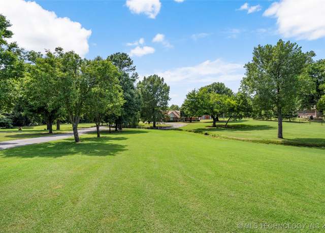 Property at 12638 S 129th EastAvenue, Broken Arrow, OK 74011, 4 beds, 3.5 baths