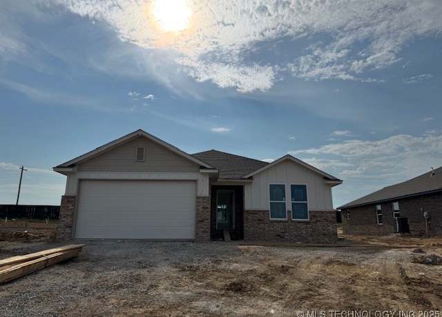 Property at 112 S 26th St, Collinsville, OK 74021, 3 beds, 2 baths