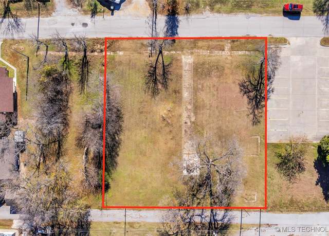 Property at 1112 W Muskogee Ave, Sulphur, OK 73086