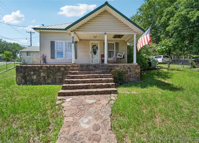 Property at 528 S Muskogee, Tahlequah, OK 74464, 3 beds, 2 baths