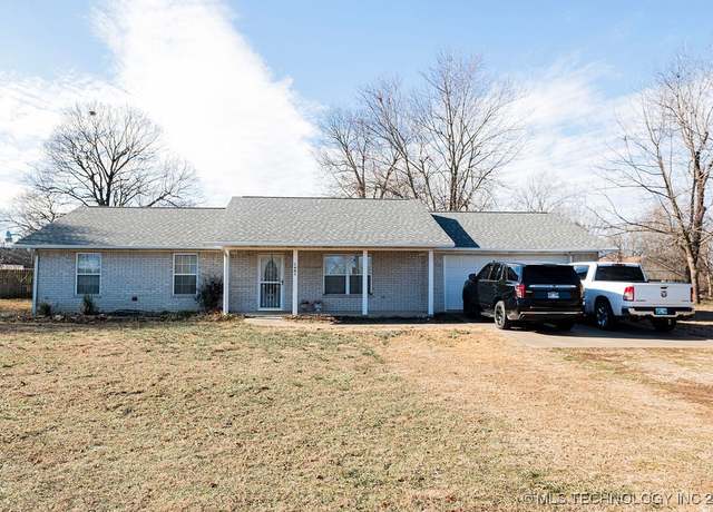 Property at 1799 W Main St, Westville, OK 74965, 3 beds, 2 baths