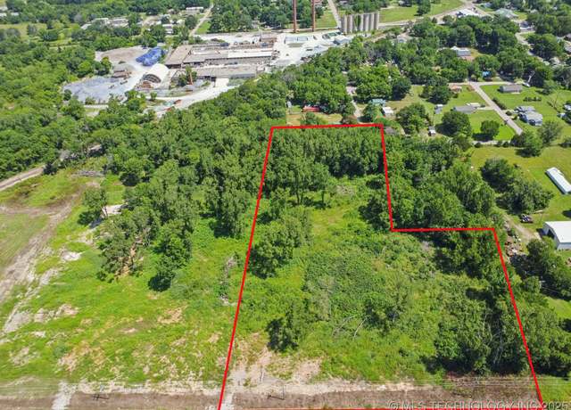 Property at W 20th St, Okmulgee, OK 74447