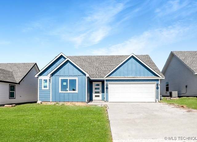 Property at 3518 N 37th Pl, Broken Arrow, OK 74014, 4 beds, 2 baths