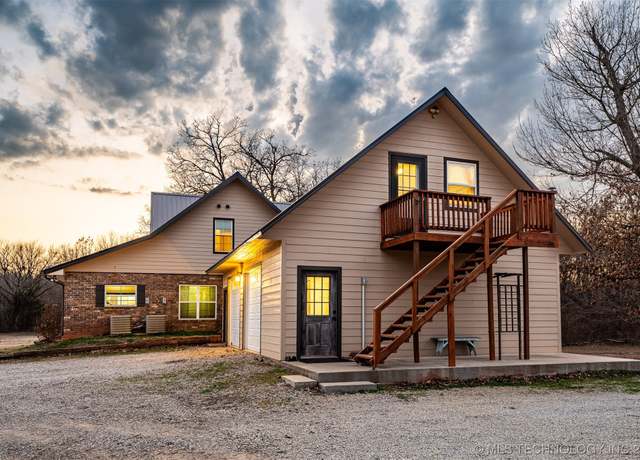 Property at 3720 E 116th St, Perkins, OK 74059, 4 beds, 3.5 baths