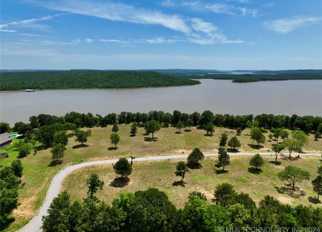 Property at 11 Kathy Ln, Eufaula, OK 74432
