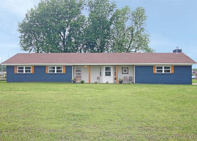 Property at 74703 S 320th Rd, Wagoner, OK 74467, 3 beds, 2 baths