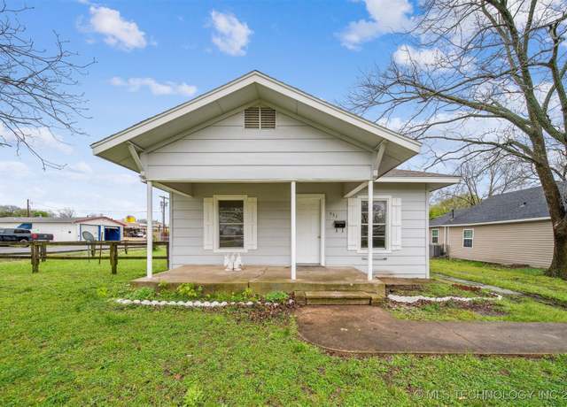Property at 531 E 7th St, Ada, OK 74820, 2 beds, 1 bath