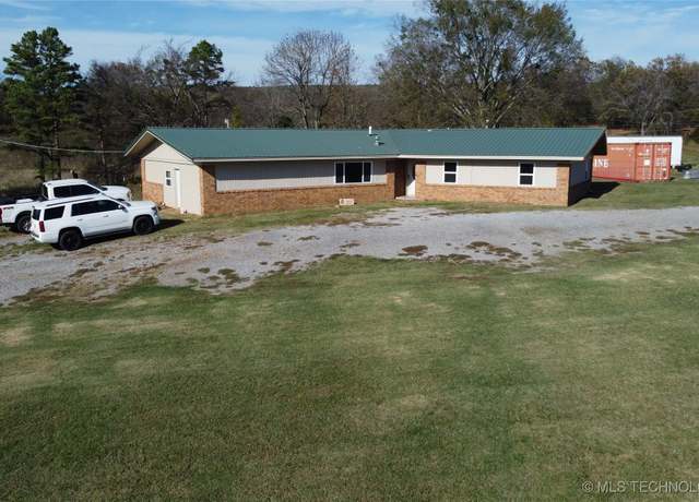 Property at 100 N Miner Museum Rd, Wilburton, OK 74578, 4 beds, 3 baths