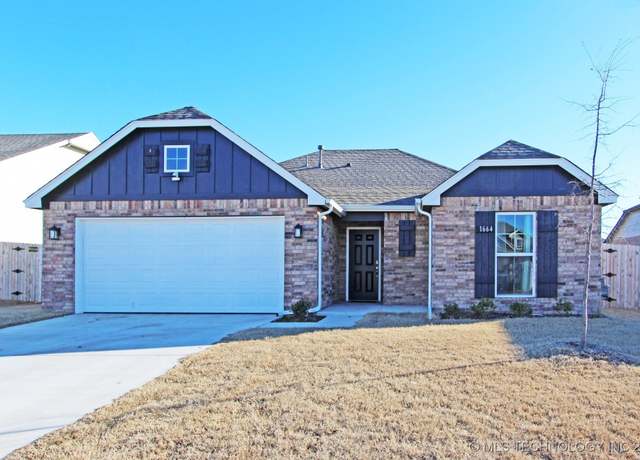 Property at 1664 E 138 St S, Glenpool, OK 74033, 3 beds, 2 baths