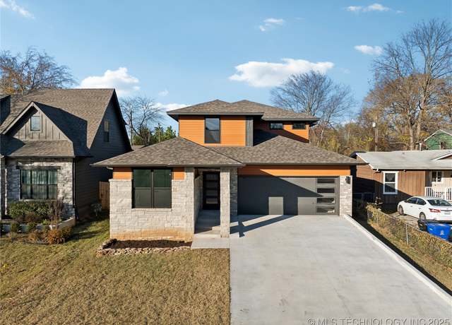 Property at 514 W Dallas St, Broken Arrow, OK 74012, 4 beds, 3 baths