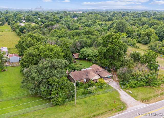 Property at 1608 E 56th St N, Tulsa, OK 74126, 3 beds, 1 bath