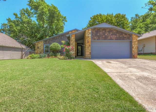 Property at 9237 S 91st EastAvenue, Tulsa, OK 74133, 3 beds, 2 baths