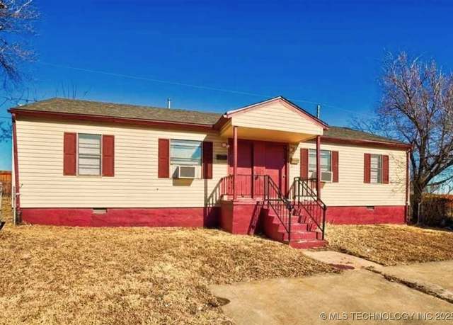 Property at 1183 NW Ozmun Ave, Lawton, OK 73507, 4 beds, 2 baths