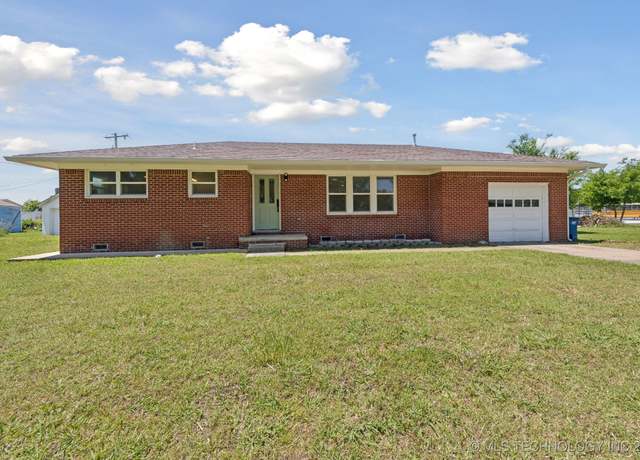 Property at 425 Mulberry Ave, Afton, OK 74331, 3 beds, 1 bath