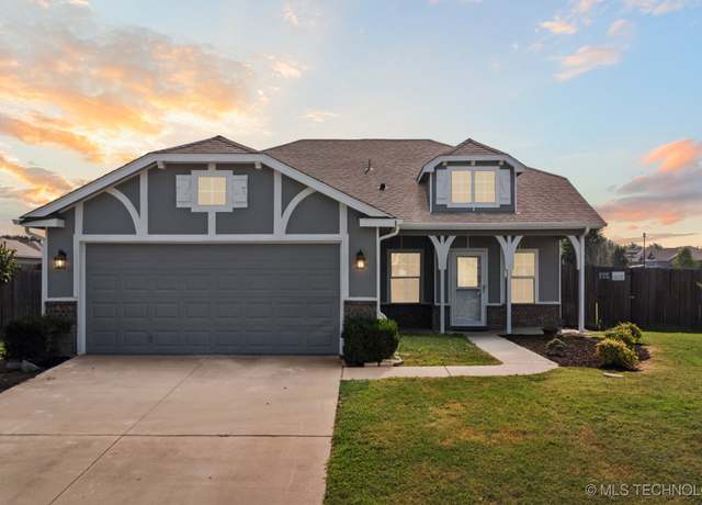 Property at 11039 N 119th EastAvenue, Owasso, OK 74055, 3 beds, 2 baths
