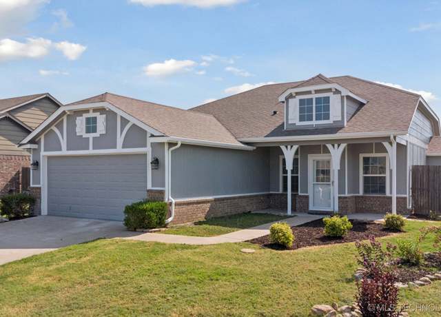 Property at 11039 N 119th EastAvenue, Owasso, OK 74055, 3 beds, 2 baths