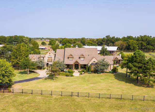 Property at 19555 S Memorial Dr, Mounds, OK 74008, 4 beds, 5.5 baths