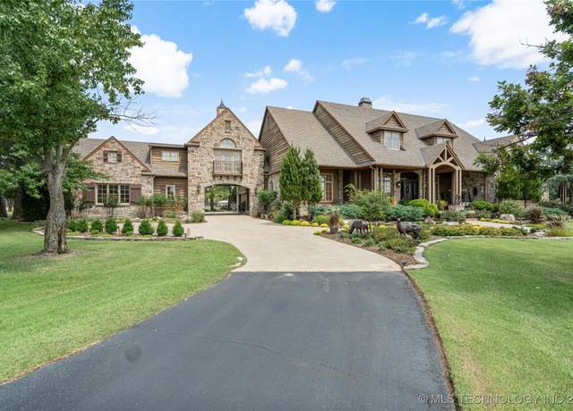 Property at 19555 S Memorial Dr, Mounds, OK 74008, 4 beds, 5.5 baths