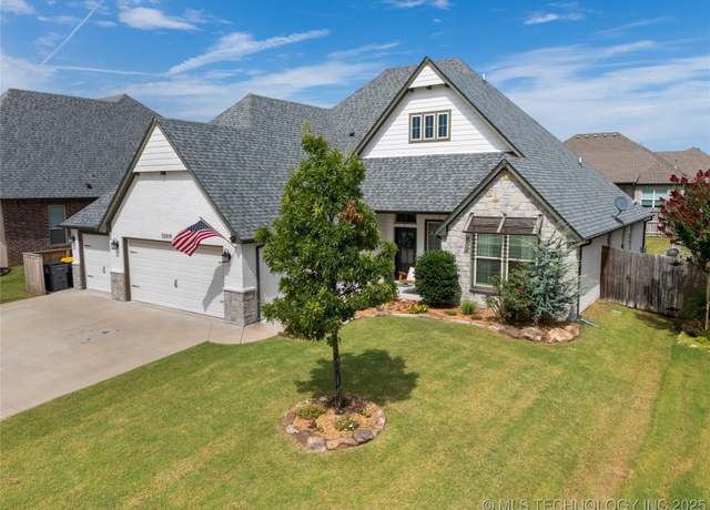 Property at 13019 S 5th Pl, Jenks, OK 74037, 4 beds, 3 baths