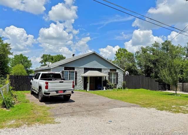 Property at 5219 E Latimer St, Tulsa, OK 74115, 3 beds, 2 baths