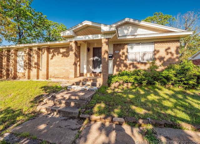 Property at 1800 Cardinal Ln, Mcalester, OK 74501, 3 beds, 3 baths
