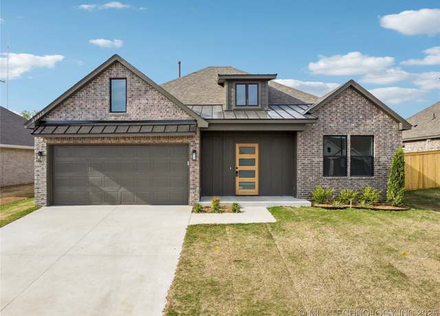 Property at 27815 E 107th St S, Coweta, OK 74429, 3 beds, 2 baths