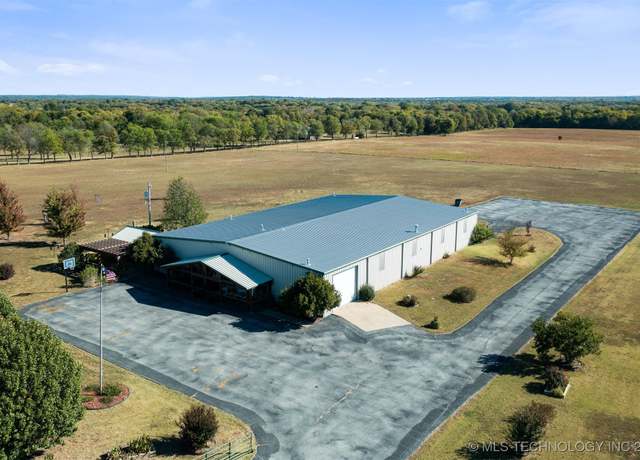 Property at 37640 S 4410 Rd, Big Cabin, OK 74332, 4 beds, 1.5 baths