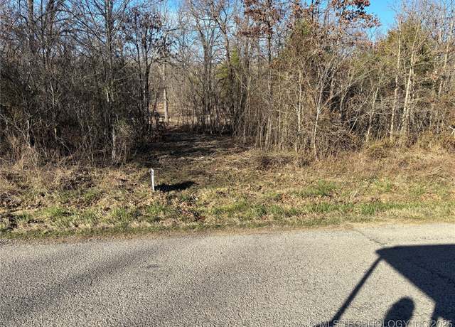 Property at 10010 Celia Berryhill Rd, Okmulgee, OK 74447
