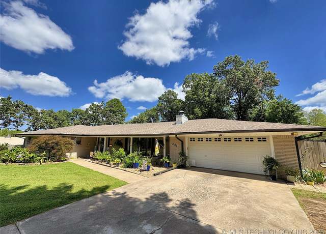 Property at 281 Redbud Ln, Tahlequah, OK 74464, 3 beds, 3 baths