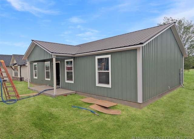 Property at 126 S Wilder St, Chouteau, OK 74337, 3 beds, 2 baths