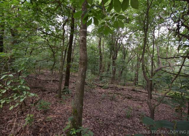 Property at 473172 E 830 Rd, Stilwell, OK 74960