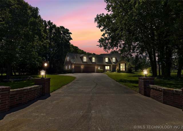 Property at 7313 N 199th East EastAvenue, Owasso, OK 74055, 5 beds, 4.5 baths