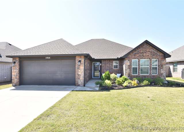 Property at 27616 E 109th Pl S, Coweta, OK 74429, 3 beds, 2 baths